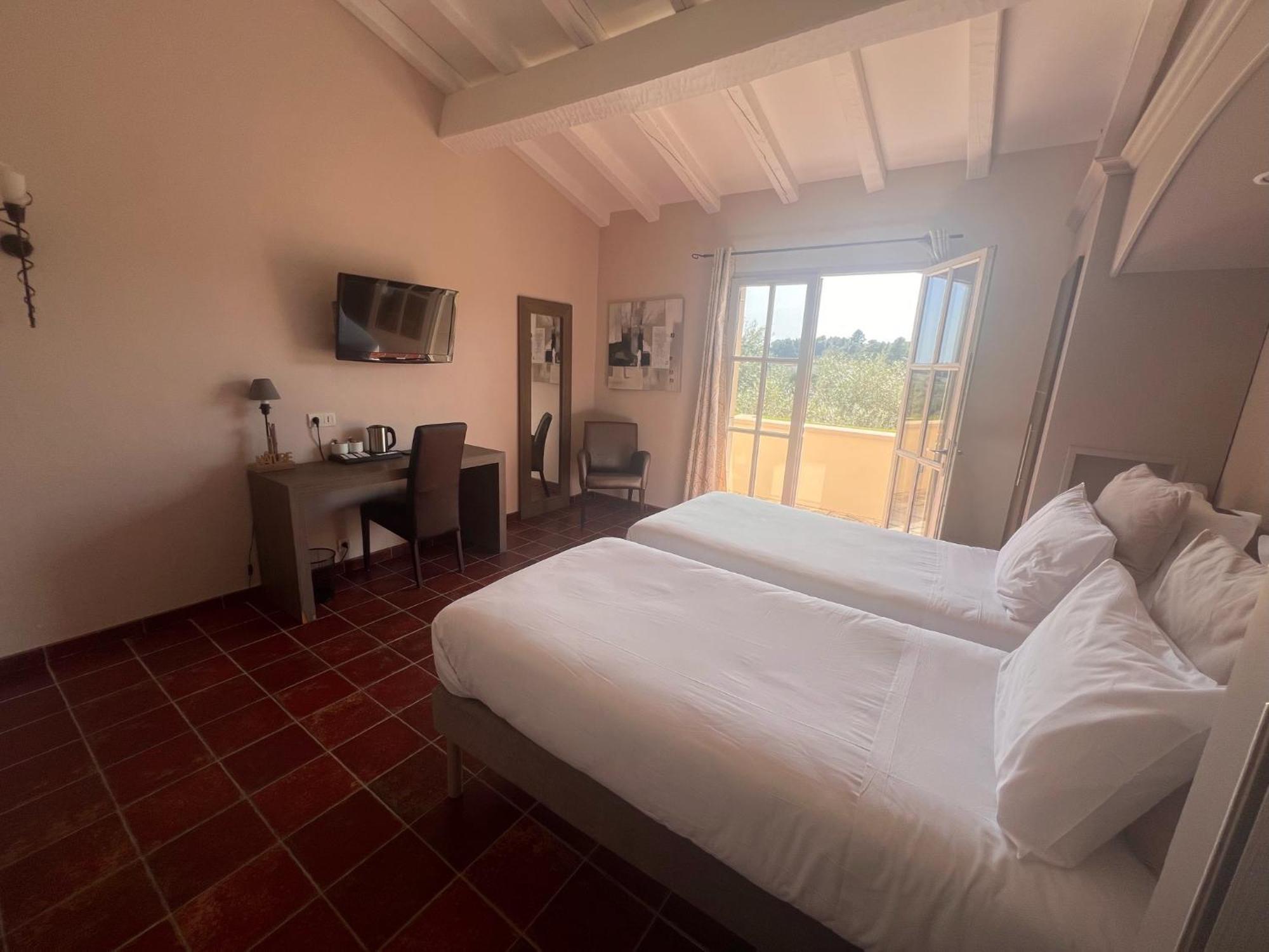 Logis Hotel Restaurant La Bergerie Aragon Zewnętrze zdjęcie