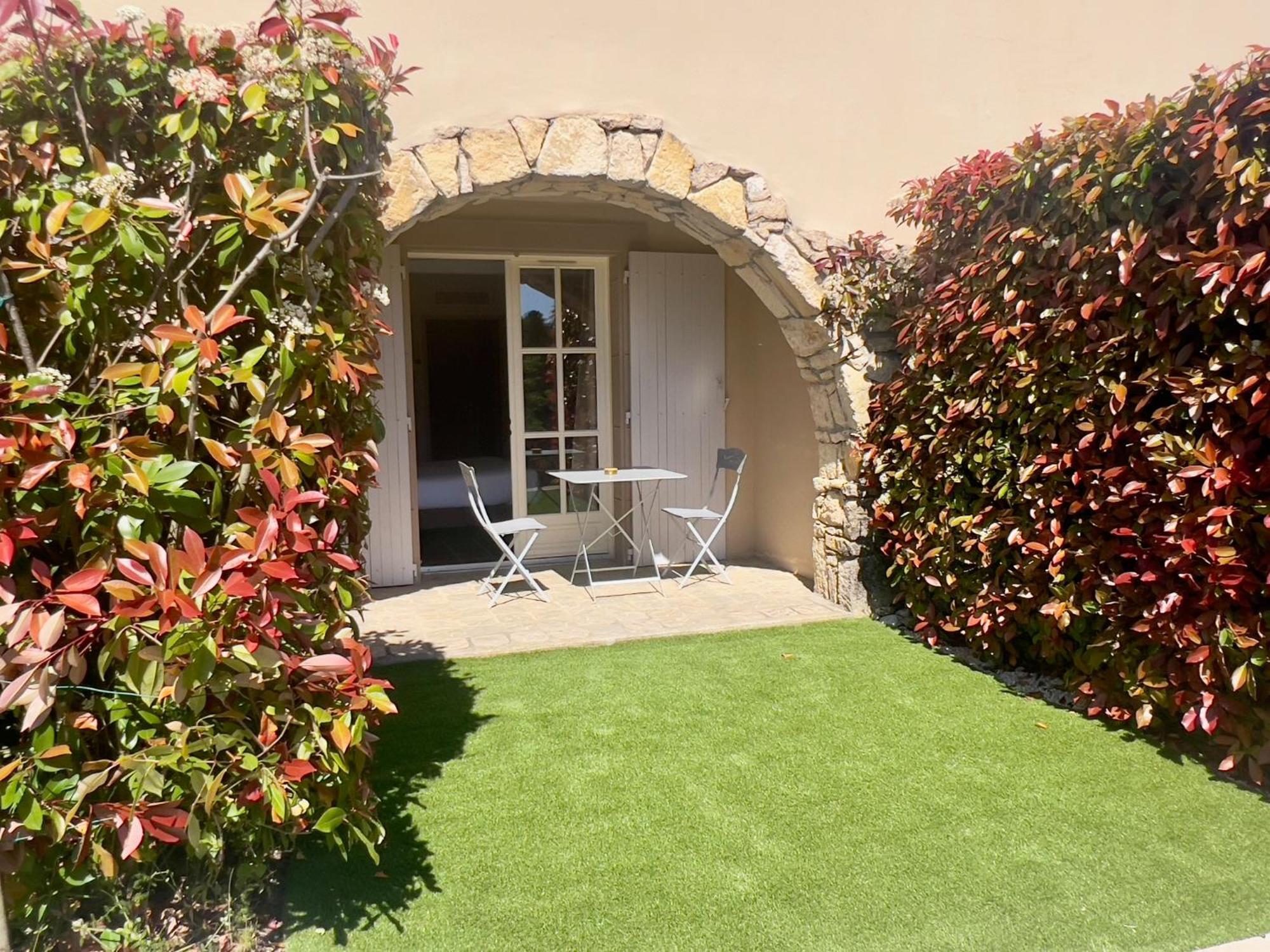 Logis Hotel Restaurant La Bergerie Aragon Zewnętrze zdjęcie