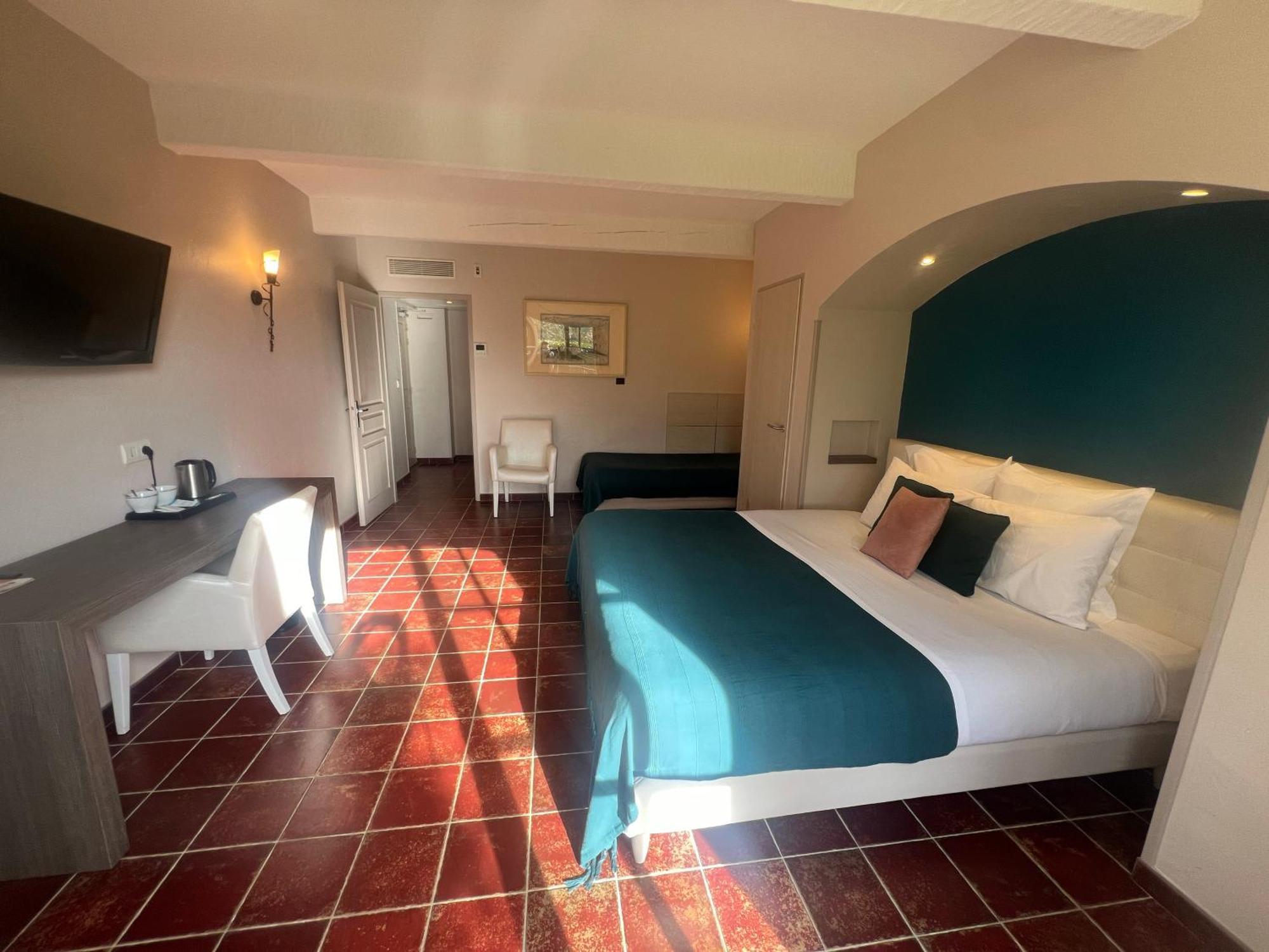 Logis Hotel Restaurant La Bergerie Aragon Zewnętrze zdjęcie