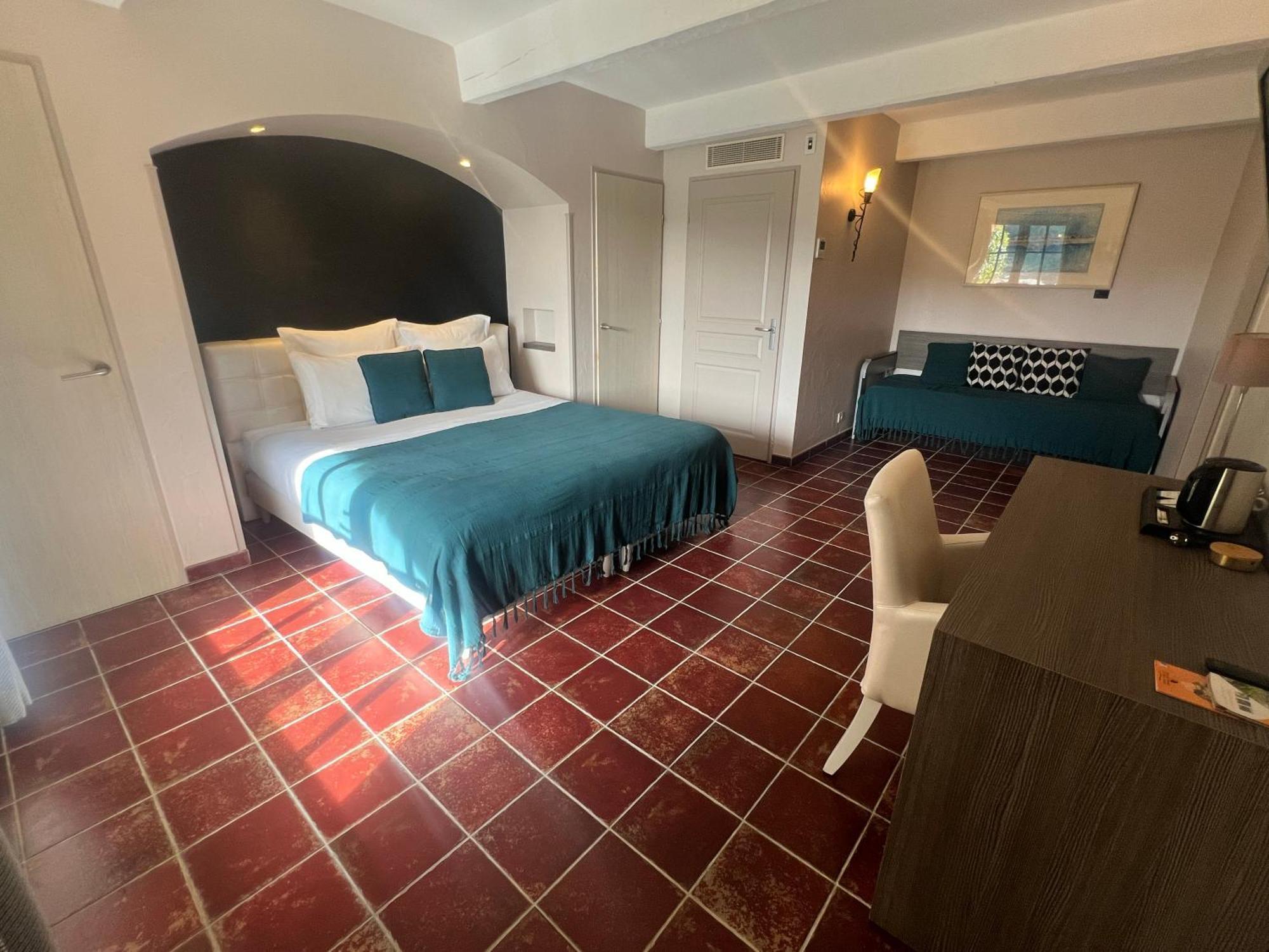 Logis Hotel Restaurant La Bergerie Aragon Zewnętrze zdjęcie