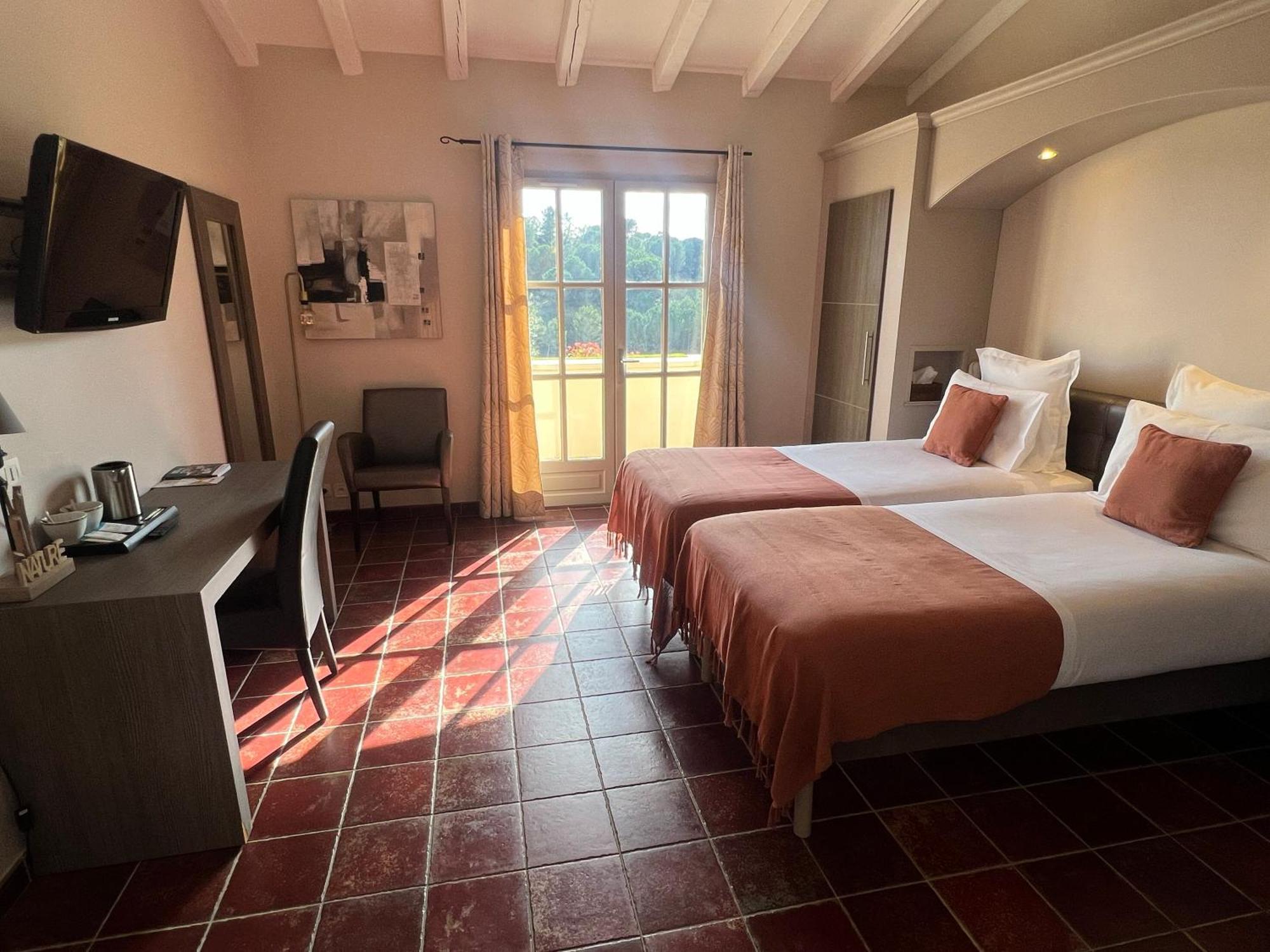 Logis Hotel Restaurant La Bergerie Aragon Zewnętrze zdjęcie